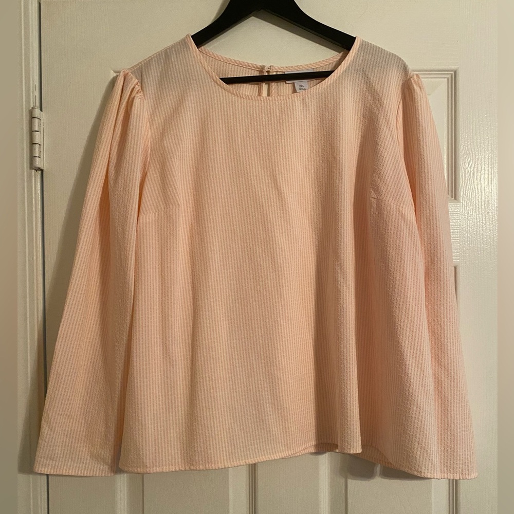 Sear Sucker Elegant Peach Long Sleeve Top. Liz Claiborne. XXL. Exc. Condition.